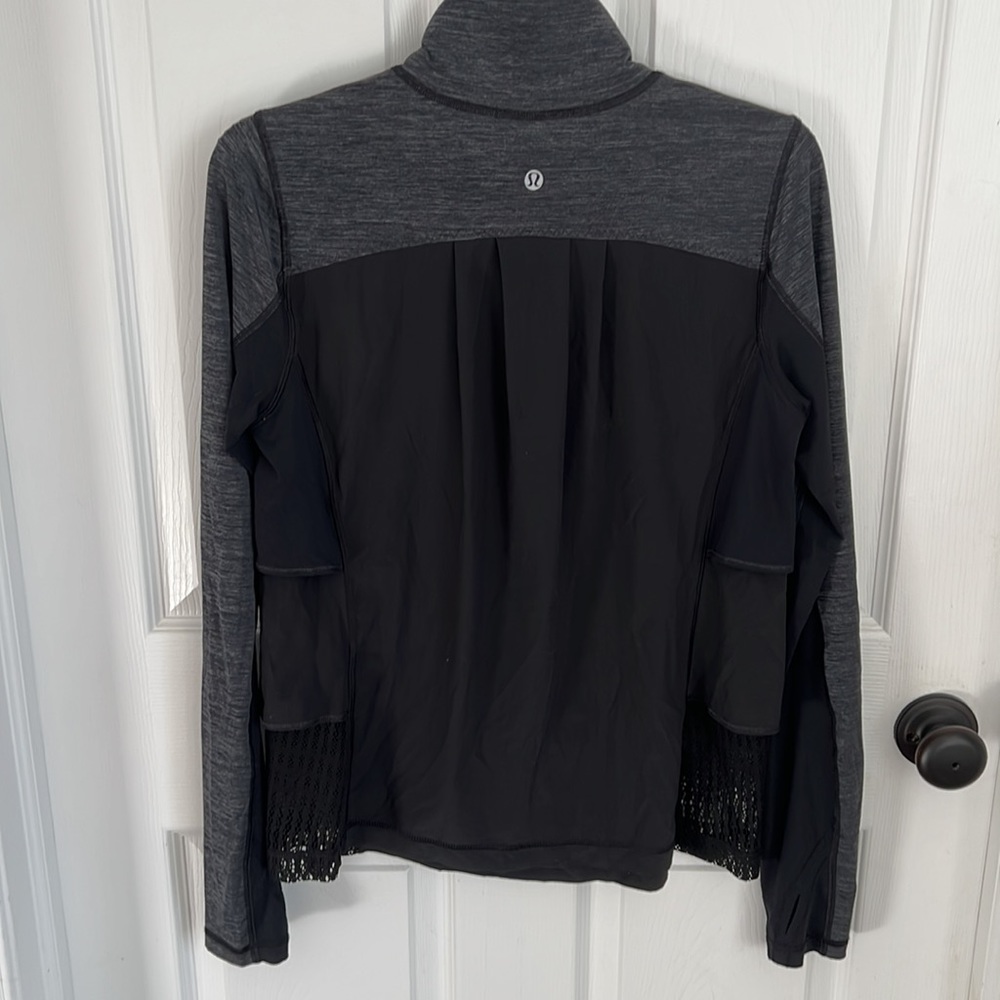 Lululemon Pullover - Picture 5 of 5